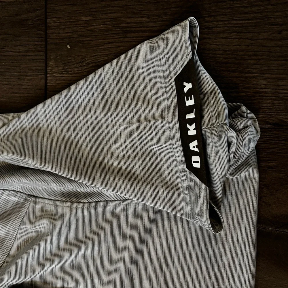 Oakley Gravity Men's Polo Shirt XL - Picture 3 of 6